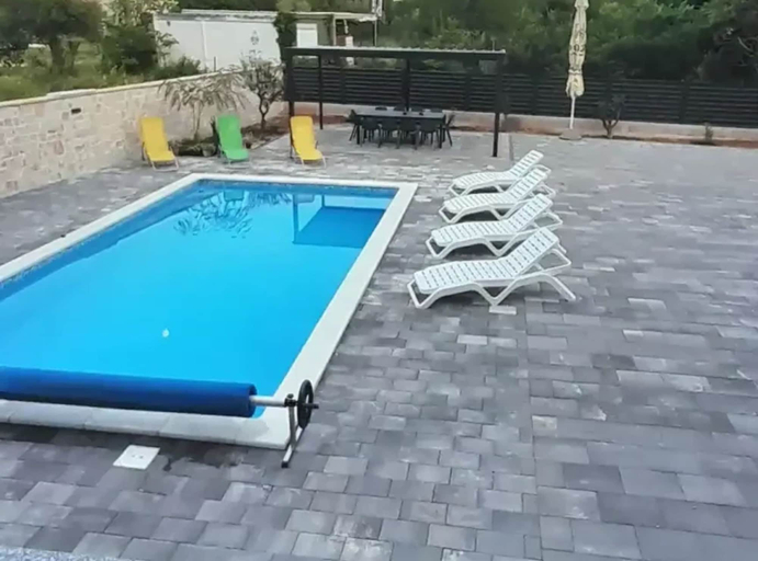 Pool 4, Apartments Anđela, Obrovac