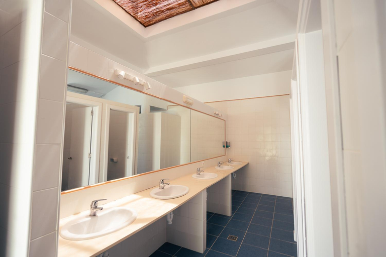 Bathroom, Kampaoh Lago de Arcos, Cádiz