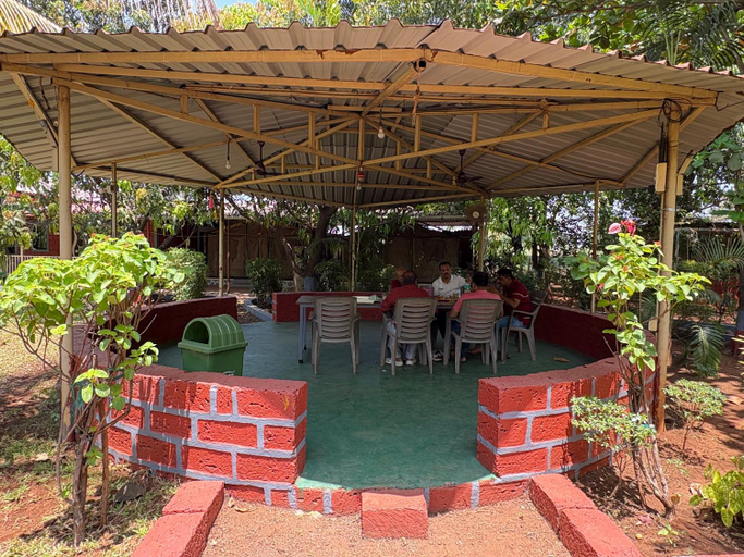 Food & Drinks, NS Brothers Farm & Resort, Raigarh
