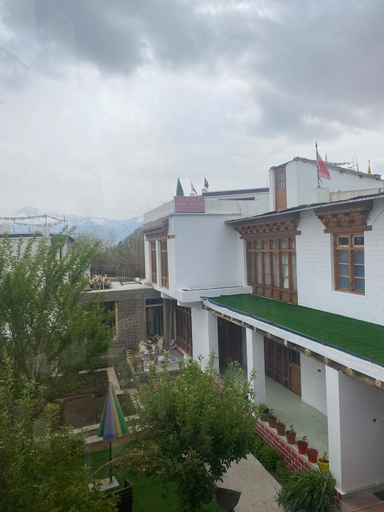 Exterior & Views 4, Jimmys homestay, Leh