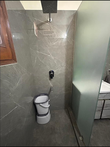 Bathroom 3, Wonderstays, Amritsar