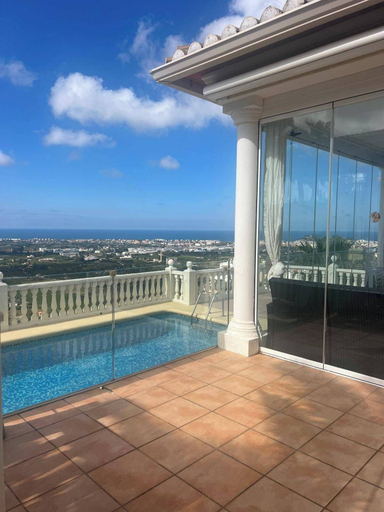 Pool 2, Villa Sleeps 4 With Indoor Pool, Alicante