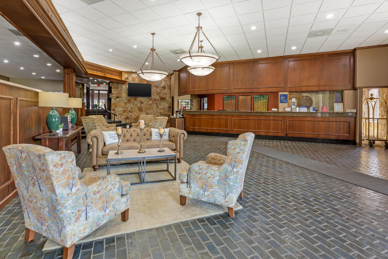Public Area 2, Best Western Plus Wooster Hotel & Conference Center, Wayne