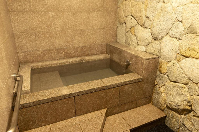 Bathroom, Taoya Nachikatsuura, Nachikatsuura