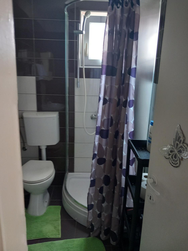 Bathroom 2, Milka, Zadar