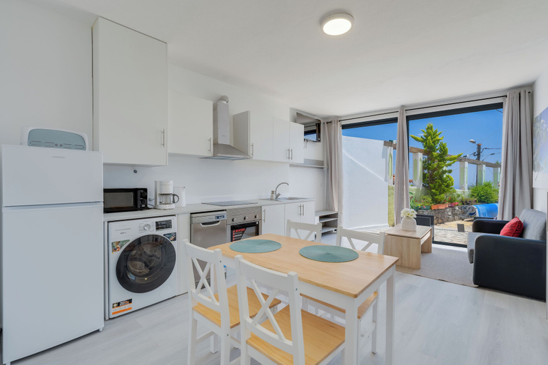 Dining 4, Apartamento Costa 2 by HR Madeira, Funchal