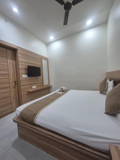 Bedroom 2, Deviram Homestay, Mathura