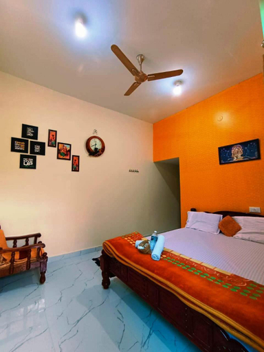 Bedroom 2, Veeru Homestay, Bellary