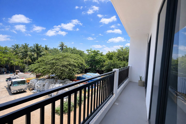 Property grounds, Hiraya, North Ari Atoll