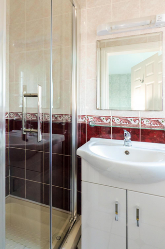 Bathroom 5, Sea Mist Guesthouse