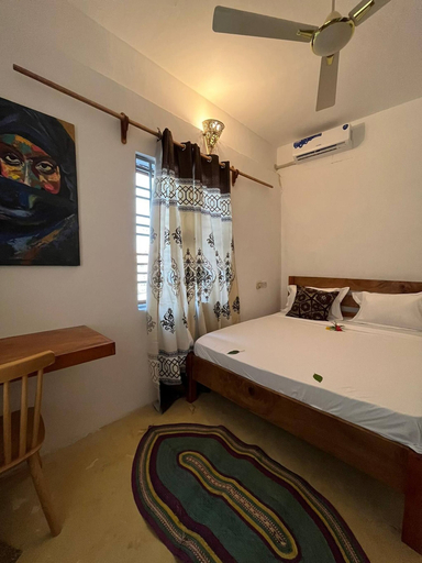 Room 2, Cozy 3-bedroom Home 2 Minutes From Jambiani Beach, Kusini