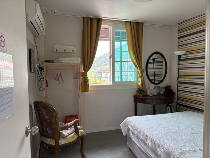Bedroom, Danyang Rio 127 Guesthouse River View, Danyang