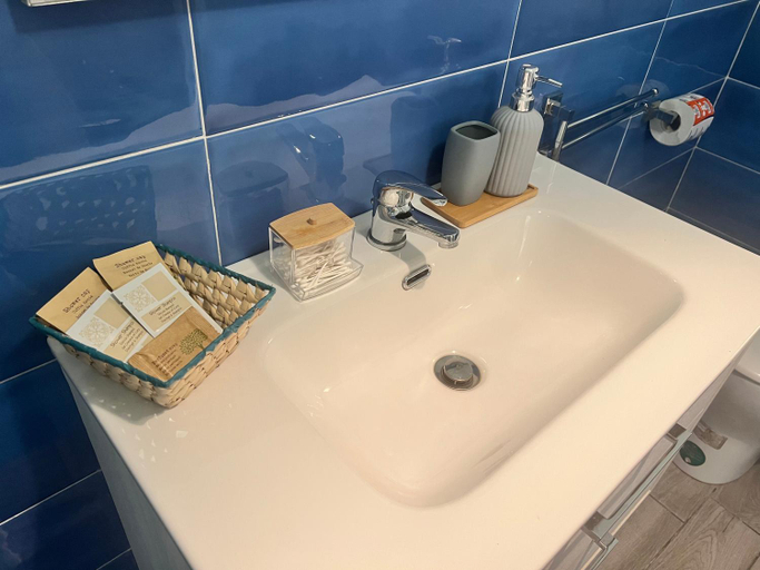 Bathroom 3, B&B BenInCasa, Salerno