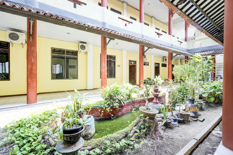 Property grounds, Luxury Twin Stay With Free Wifi and Parking, Pekalongan
