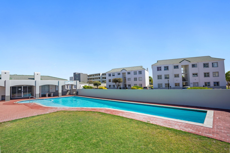 Sport & Beauty, Big Bay Beach Club 21, City of Cape Town