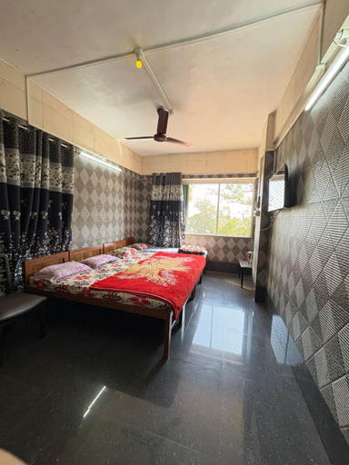 Bedroom 2, ROGHAY COTTAGE, Raigarh