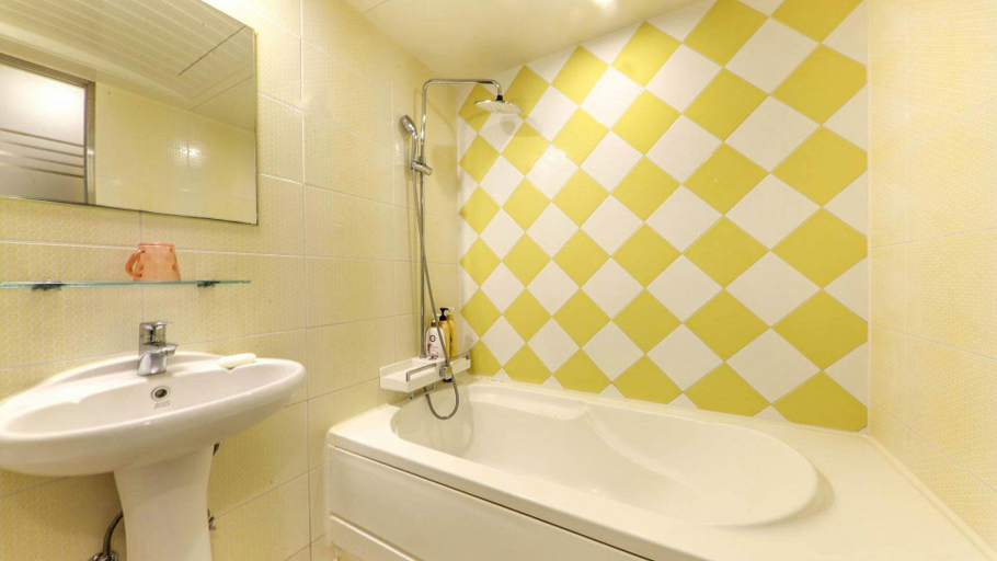 Bathroom, Yangsan Show Hotel, Yangsan