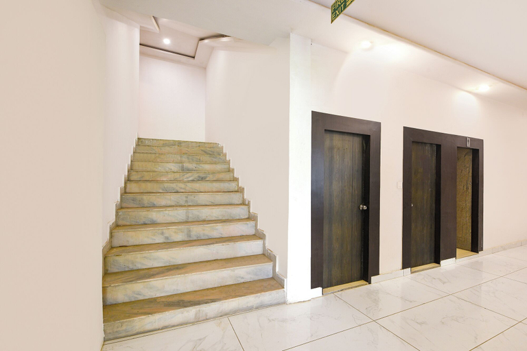 Staircase, Fabhotel Rajvanshi Palace, Gurgaon