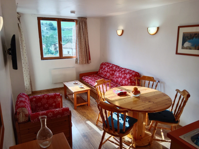 Primary image, Apartment With Balcony for 6 People, Savoie
