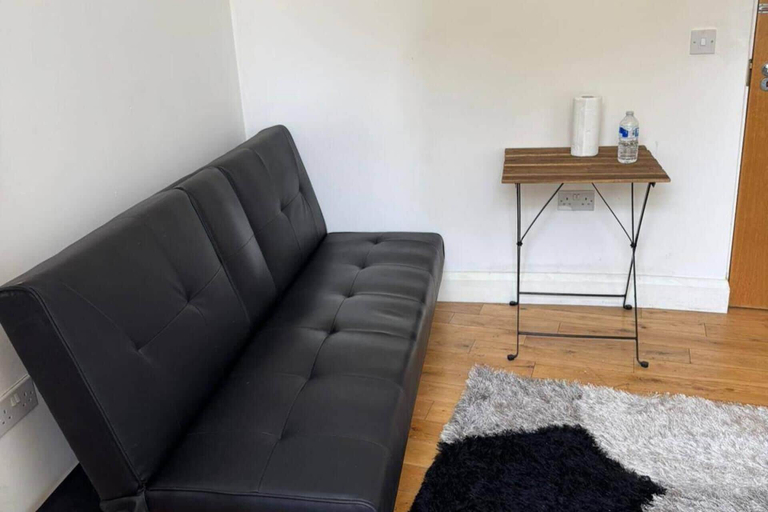 Living area 5, Upper Holloway Studio, 1 Min to Station, Sleeps 2, London