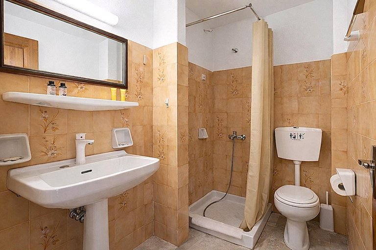 Bathroom 4, Artemis Hotel, South Aegean