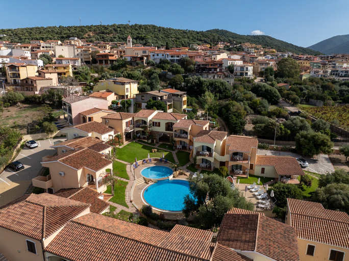 Pool 5, Comfy Flat With sea View, Olbia-Tempio