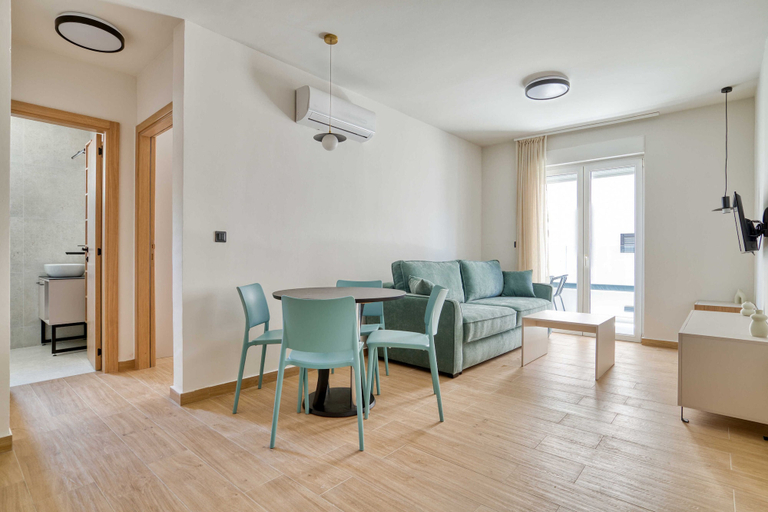 Others 3, Mont Residence