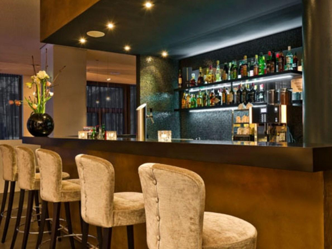 Bar/lounge
