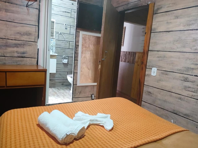 Bedroom 4, Pousada Campos do Jordao-Casa da Dine-familiar, Campo Limpo Paulista
