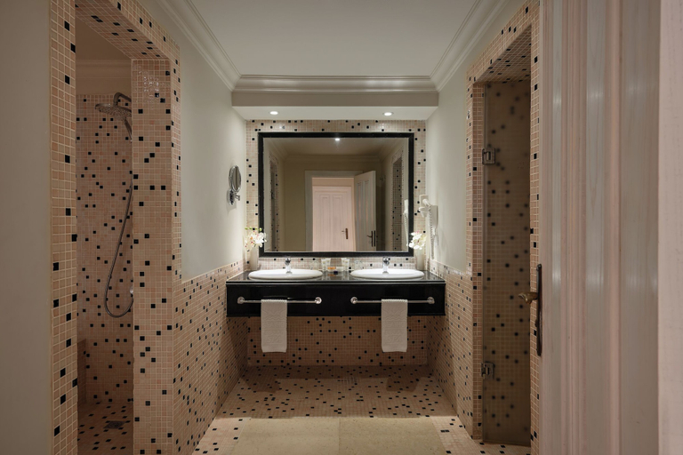 Bathroom 5, The Makadi Spa Hotel Couples 18 plus, Safaja