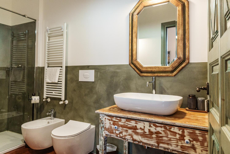Bathroom 3, Dimora Ferraris, Oristano