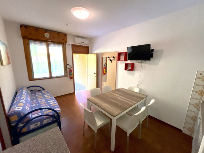 Room amenity, Cozy Flat in a Villa With Shared Pool, Venezia