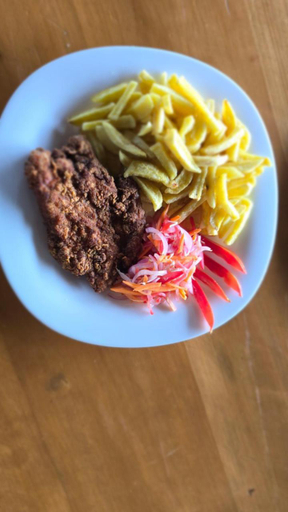 Food & Drinks 5, Paradise Eco-Hub, Lake Bunyonyi, Ndorwa