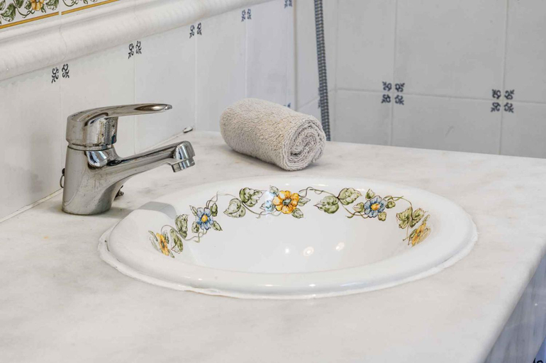Bathroom 4, Villa Playa Felostal, Baleares