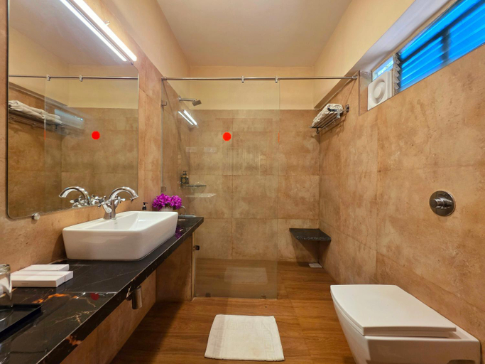 Bathroom 3, Indian Adventures Tiger Moon resort, Sawai Madhopur
