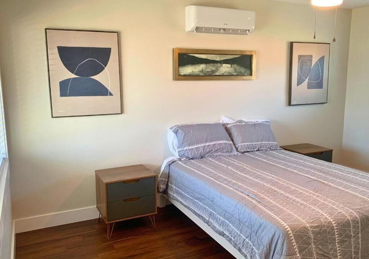 Room 4, Crescent Fish Camp Resort & Marina, Putnam