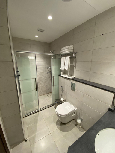 Bathroom 2, ISHQ Hotel, Aqaba