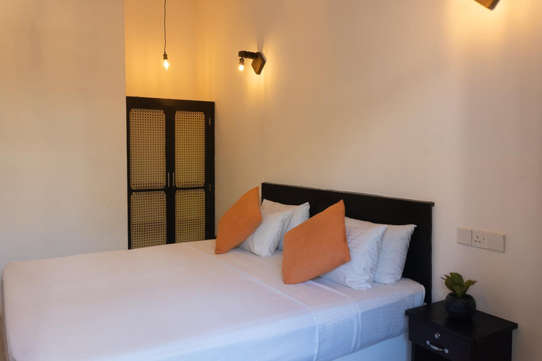 Bedroom 2, Samba Ahangama, Habaraduwa