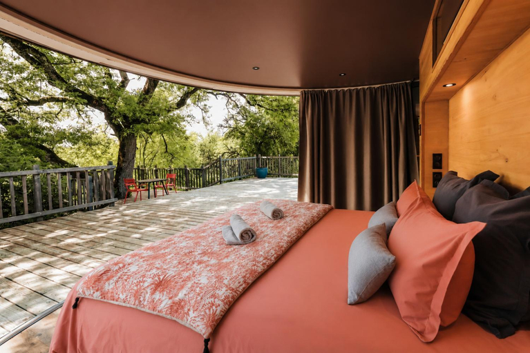 Bedroom, LES 2 CABANES, Tarn