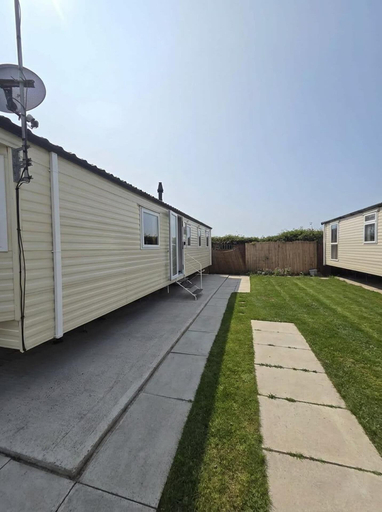 Exterior, 3 bed Robin Hood Rhyl, Denbighshire