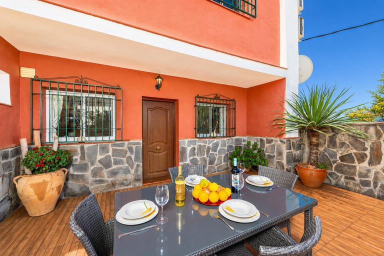 Facilities 5, Villa Alvarez, Málaga