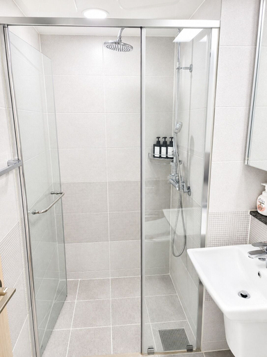 Bathroom 5, DONGHAE SND OCEANCITY HOTEL, Donghae