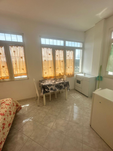 Others 3, B&B vista mare, Foggia