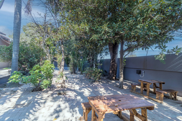 Exterior 2, Boutique Hotel-Style 4Bed Home In Fernda, City of Johannesburg