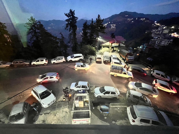 Public Area, Wonder View, Shimla