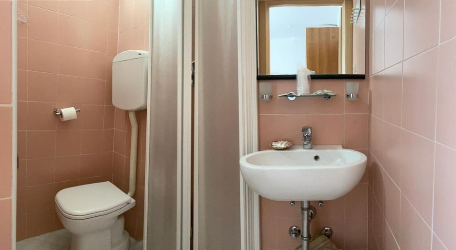 Bathroom, Hotel Acapulco, Rimini