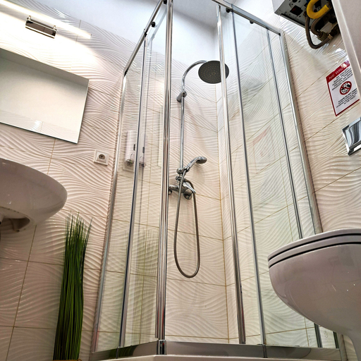 Bathroom 3, Luxury MS5 Apartment, Kraków City
