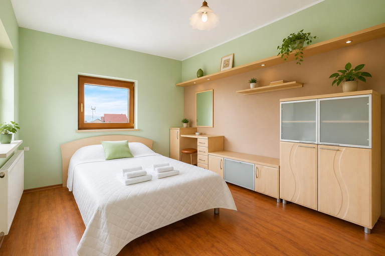 Bedroom, HoliApart in Gdanska 52 - winda, przyjazny czworonogom, Nowy Dwór Gdański