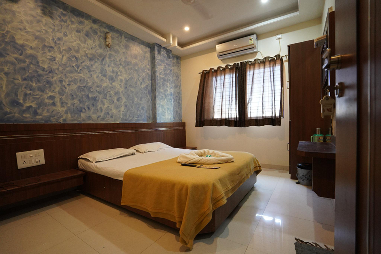 Bedroom 2, Hotel Jain residency , Ahmadnagar