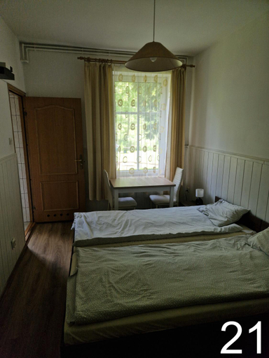 Bedroom 2, Przystanek Podgorze, Kłodzko